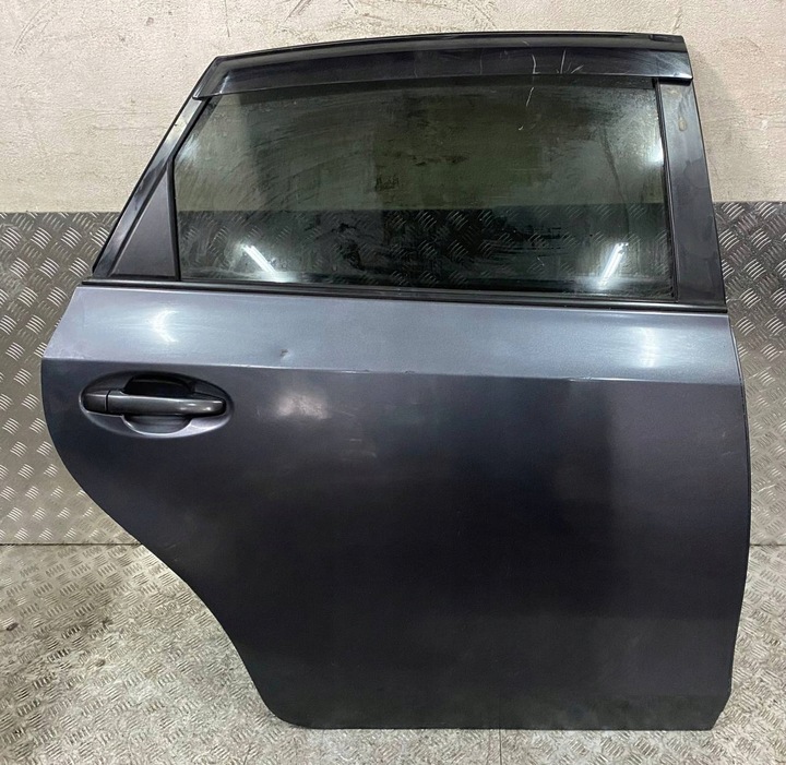 фото №7, Toyota prius+ zvw40 2013 дверь правые комплект