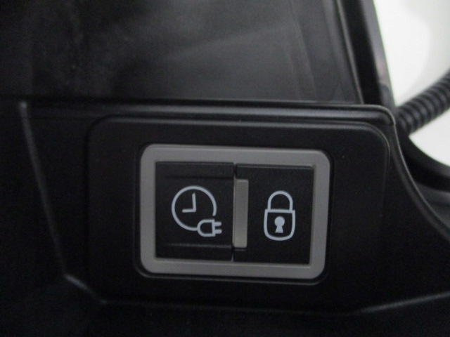 фото №12, Ds3 crossback e-tense кришка пального 9827409480