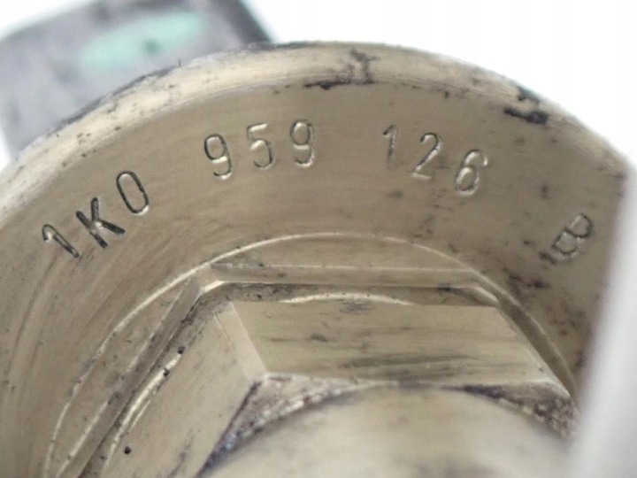 фото №10, Шланг шланг трубка кондиціонера 1k0820741q vw golf v plus + 1.4 fsi bln 05r