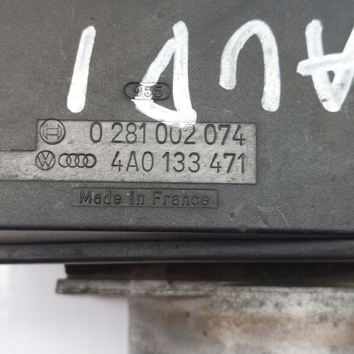 фото №9, Audi 100 2,5d дросельна заслінка повітря bosch 0281002074 4a0133471