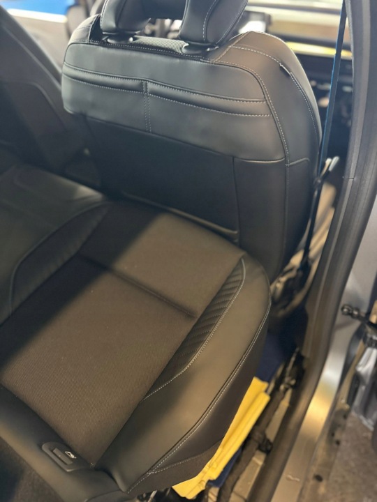 фото №11, Renault scenic v e-tech alpine салон сиденья диван сиденье карта