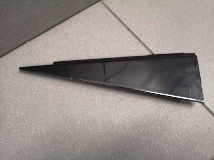 фото №1, Треугольник планка дверь левый зад touareg 7l0853267al