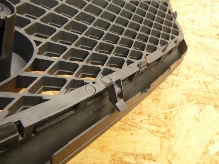 фото №3, Focus mk2 04-08 решітка радіатора решітка 4m518c436a