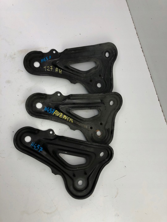 фото №7, Toyota avensis t-27 кронштейн візка праві лівий kpl