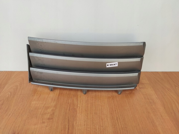 фото №1, Range rover vogue 02- права планка крила перед