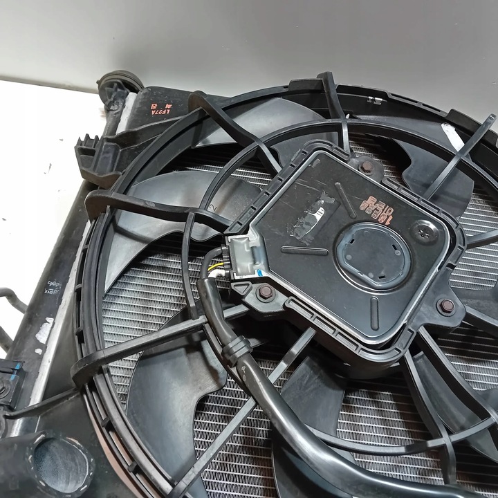 фото №12, Kia sorenro iii 15- дизель радиаторов радиатор вентилятор комплект автомат