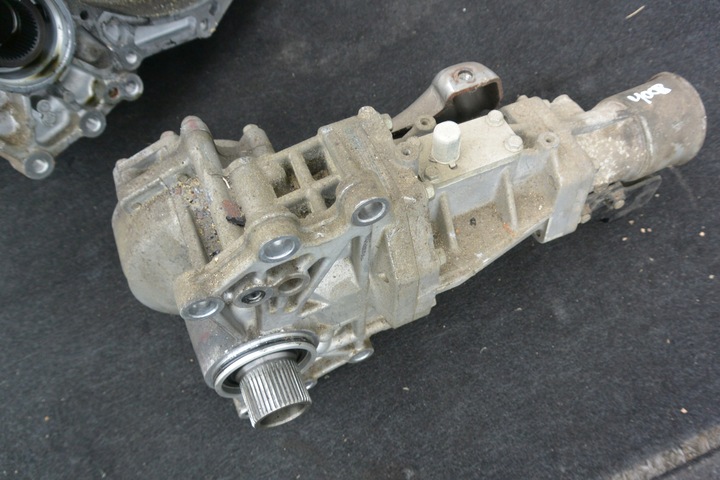 фото №12, Коробка передач коробки передач редуктор c-crosser mitsubishi 4x4 outlander ii 2.2 механическая коробка передач