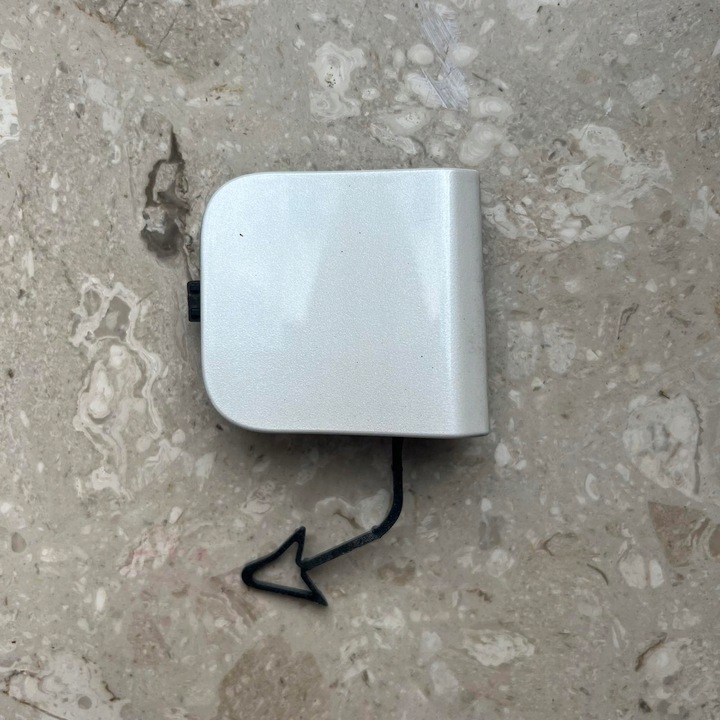 фото №1, Ford kuga mk3 st-line 2019- перлина заглушка фаркоп бампер зад lv4b17k922dj