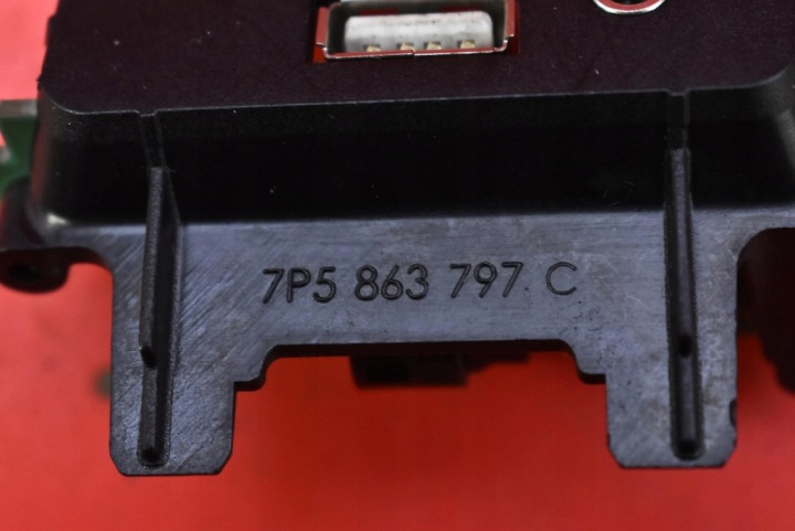 фото №5, Гніздо port usb aux 7pp035727b porsche cayenne 2 ii 92a 7p5 10-14