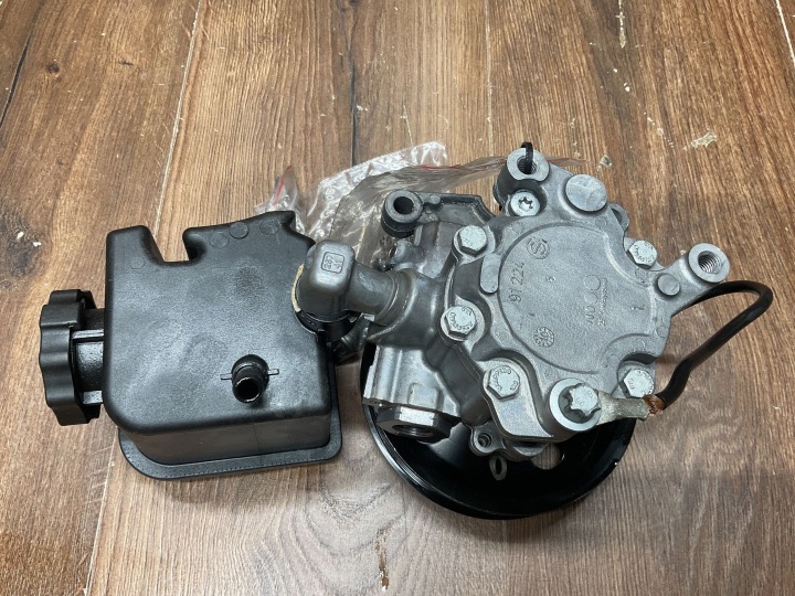 фото №11, Насос гидроусилитель mercedes sl r129 0024661201 a0024661201 a0004600183