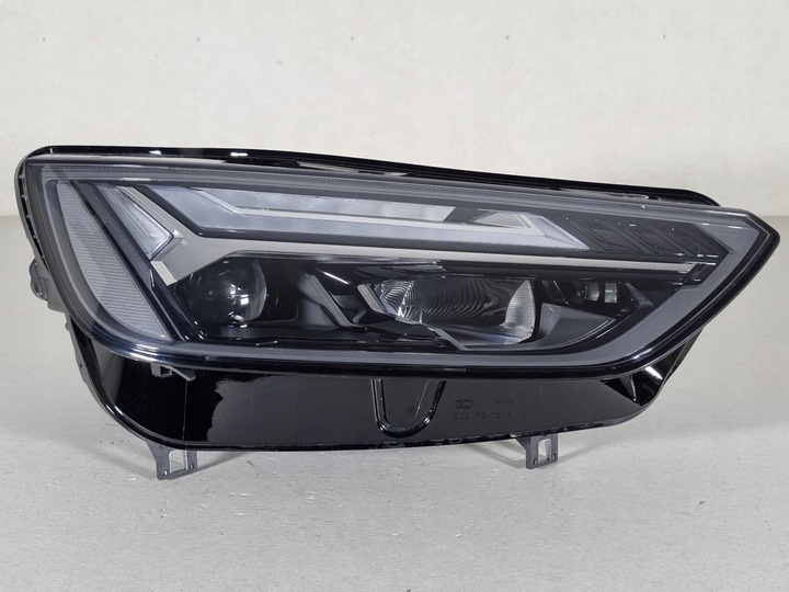 фото №1, Audi q5 80a рестайлинг полный led лампа правая перед фара eu 034