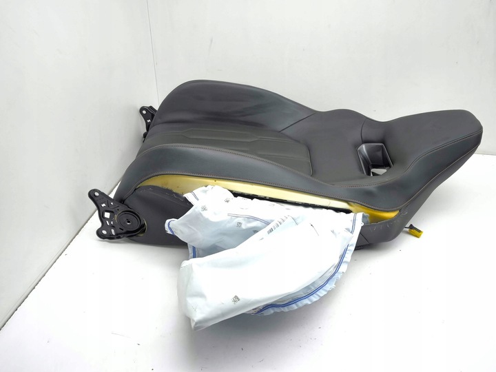 фото №7, Cupra formentor 2023 права сторона сидіння переднє водія