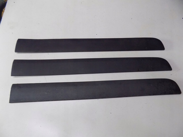 фото №16, Suzuki sx-4 sx4 накладка планка двері правий перед 990e0-79j07