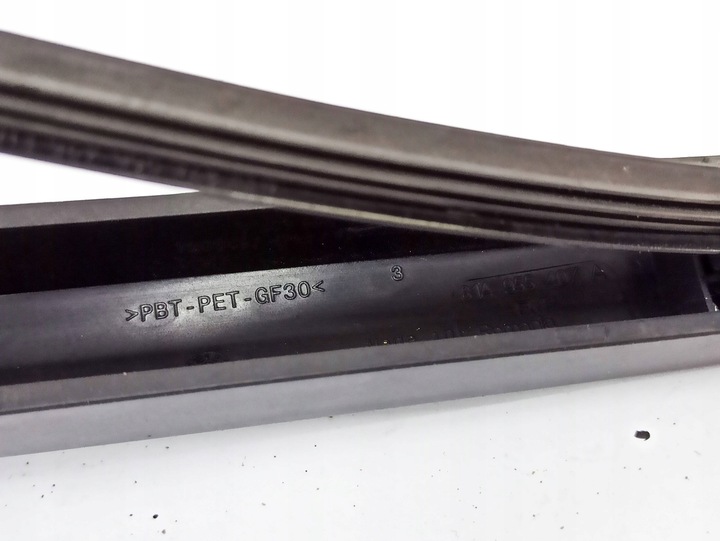 фото №10, Audi a1 2024 рычаг дворники стёкла задней