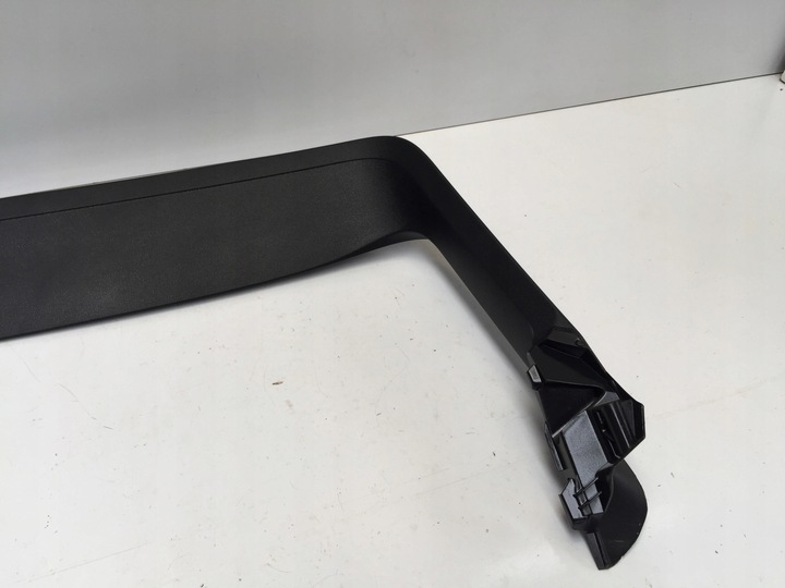 фото №3, Skoda octavia iv 2021 рамка защита крышки багажника