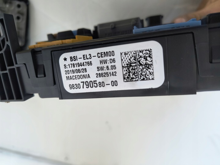 фото №6, Citroen c3 iii 1.5 bluehdi комплект стартовый компьютер замок зажигания bsi 9832694380