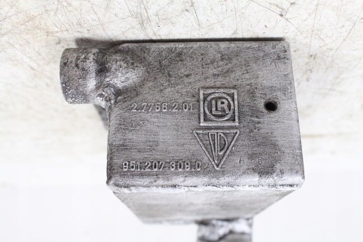 фото №5, Радіаторів масла 95120730902 2,5 porsche 944 turbo