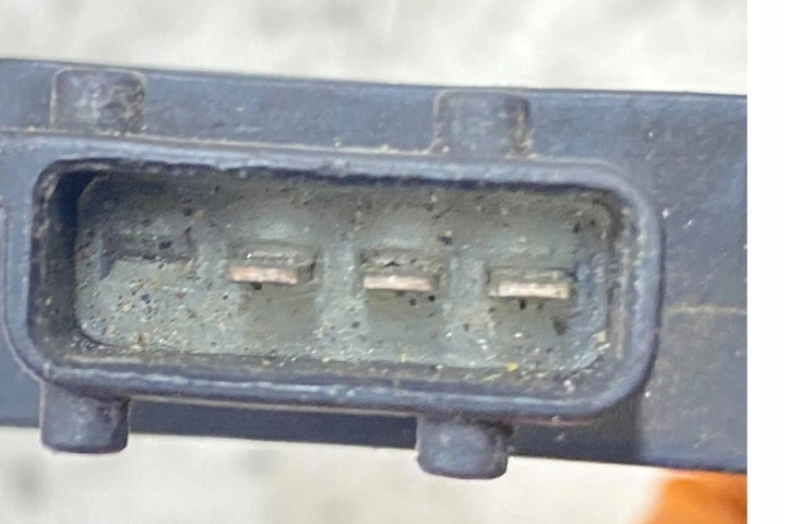 фото №1, Витратомір saab 9-5 estate ys3e 9173386c 2.0l бензин 110kw 2005