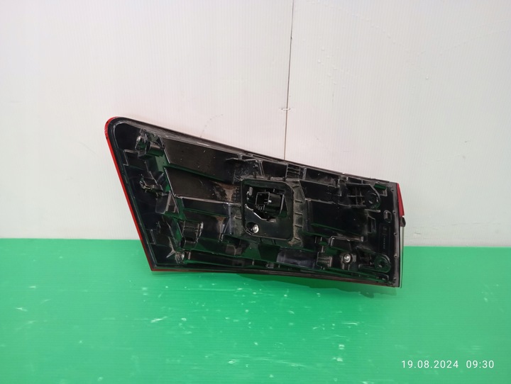 фото №8, Лампа права задня skoda superb iii 3v9 універсал рестайлінг 3v9945208