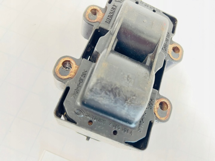 фото №10, Катушка зажигания renault dacia 7700873701 7700274008 2526151a