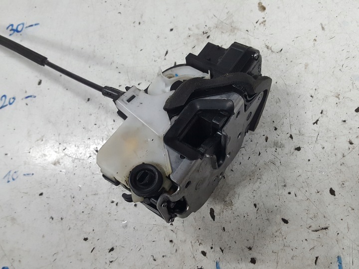 фото №3, Opel astra iv j 09r- замок дверь правый зад 6 контактов