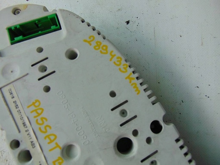 фото №7, Vw passat b5 1.6 101km 97r спидометр przeb:289433km