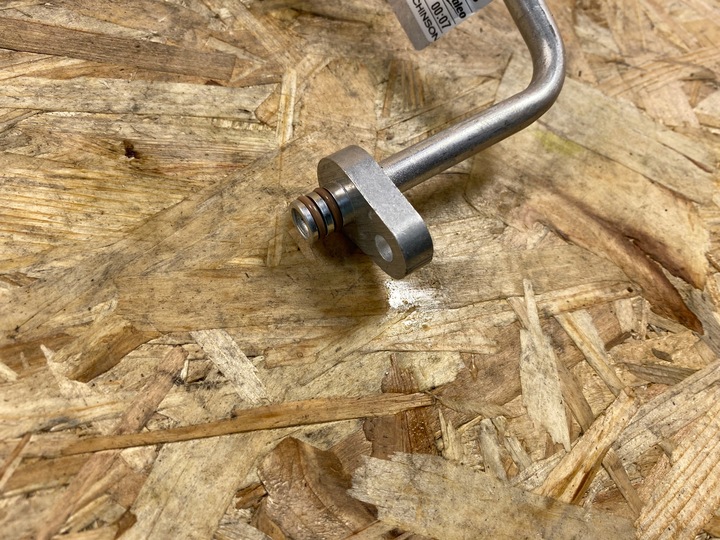 фото №8, Шланг шланг кондиционера opel e-corsa f e-208 ii