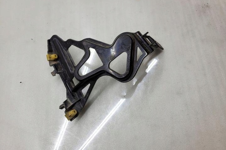 фото №8, Кріплення передньої правого крила bmw 7 f01, f02 7046351 3.0l дизель