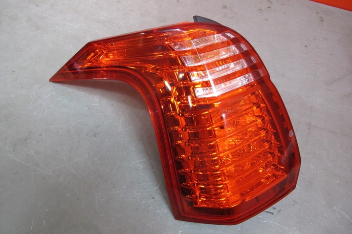 фото №1, Peugeot 5008 i 1 0u 0e лампа ліва зад задня eu