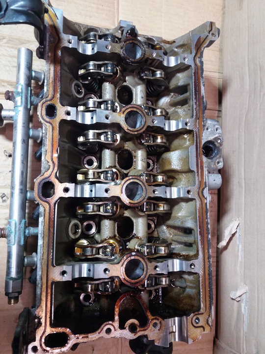 фото №14, Комплектна головка вали розподільний вал vw golf 7 vii passat b7 b8 usa 1.8 tsi cxb