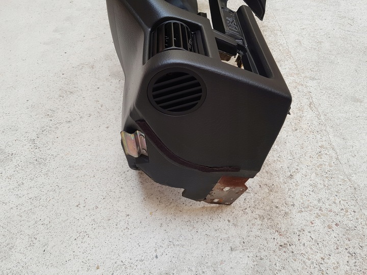 фото №7, Панель раздаточная капот оригинал bmw e30