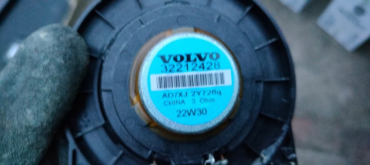 фото №7, Динамік двері перед volvo xc60 ii 32212428