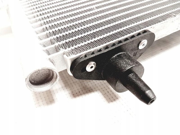 фото №16, Конденсатор кондиціонера peugeot 406 1,8-2,2b/hd