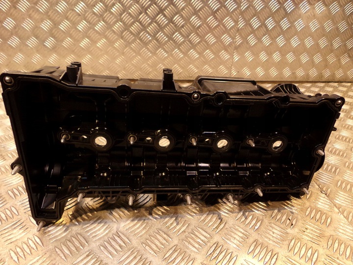 фото №6, Bmw g01 g20 g30 g32 крышка клапанов 8579962 4095km