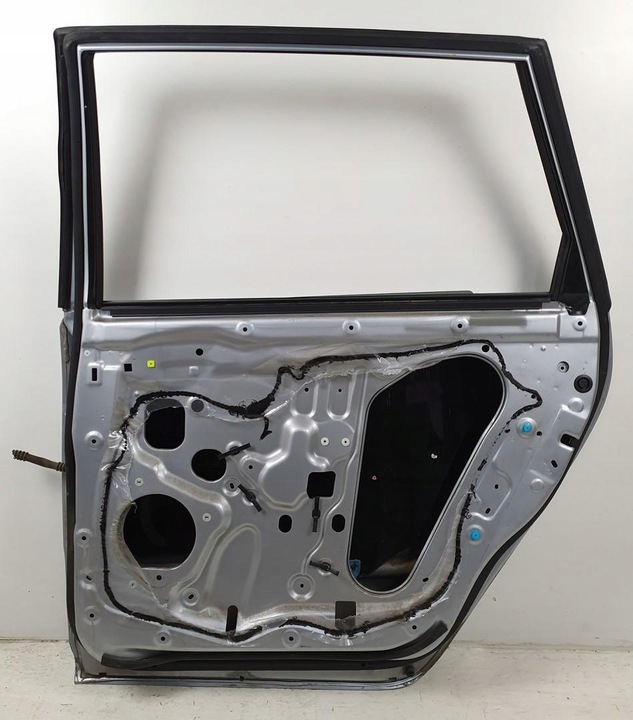 фото №9, Дверь правый зад a19 mitsubishi grandis