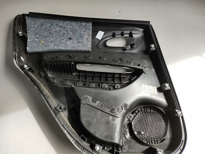 фото №6, Renault kadjar обивка боковина дверь bose