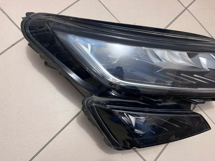 фото №10, Фара передняя правая skoda kodiak kodiaq 566 полный led
