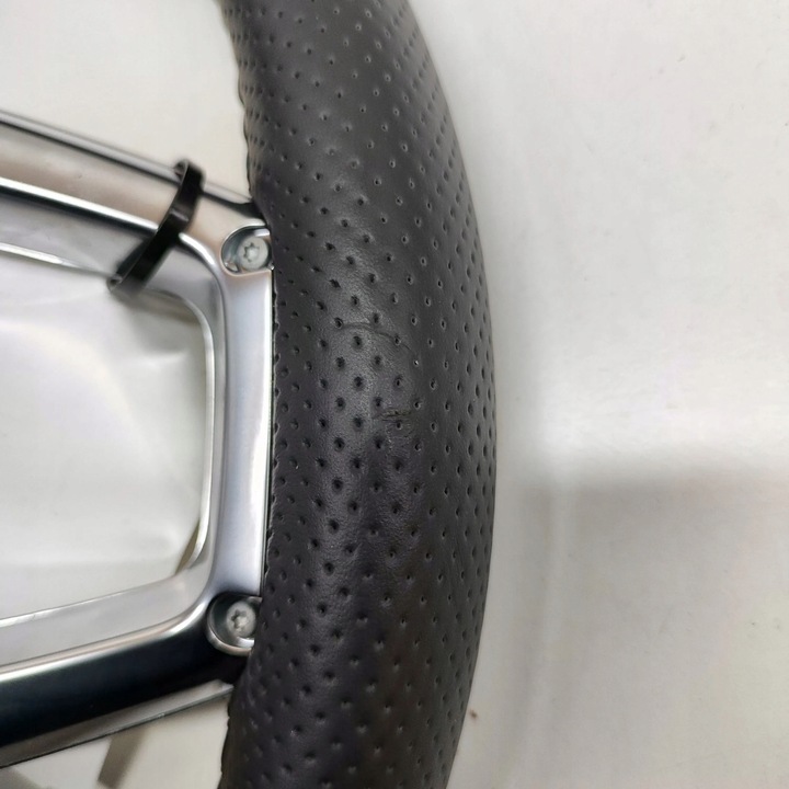 фото №11, Audi rs3 8y 2022 руль