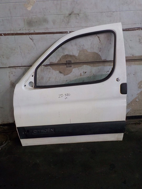 фото №1, Дверь левый перед запчасть citroen berlingo 1.6 hdi do покраска!!!