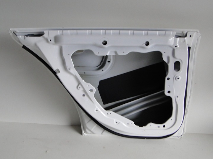 фото №14, Mercedes cla 118 w118 двері ліві задні 149 білий