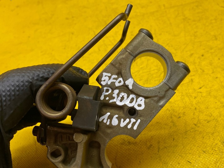 фото №8, Вкладыш перемычка подножка вал 7570013 peugeot 3008 mini 1.6 vti 5f01 10fhcb