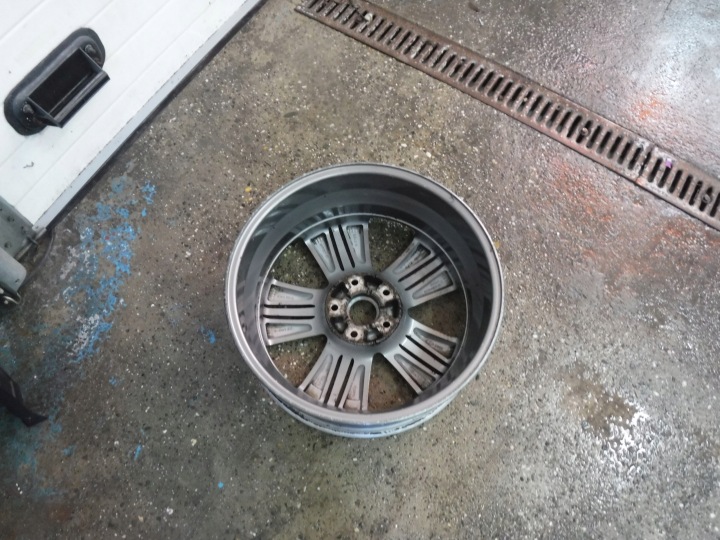 фото №11, Алюминиевый диск hyundai ix35 oem номер 52910-2s710