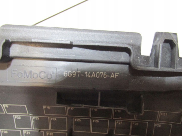 фото №8, Крышка коробка предохранителей mondeo mk4 s-max