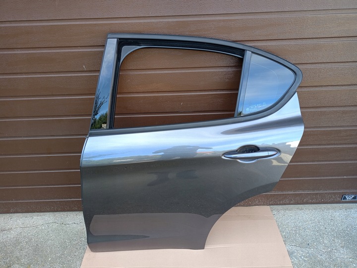 фото №1, Alfa romeo stelvio двері задні зад ліві