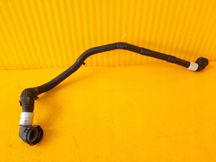 фото №3, Tesla модель 3 19r. трубка шланг воды шланг