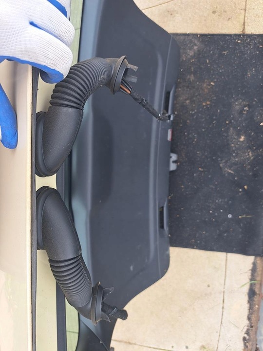 фото №9, Mercedes w247 b-klasa крышка зад лампы комплектная