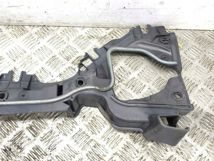 фото №13, Mercedes-benz eqa 2022 панель під лобовим склом передні