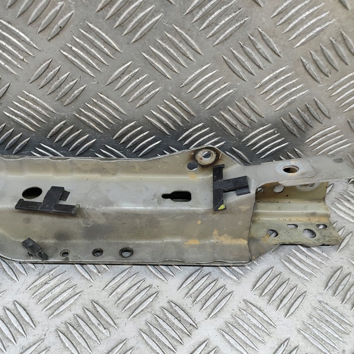 фото №7, Chevrolet cruze 2010 панель кронштейни радіатор / верх