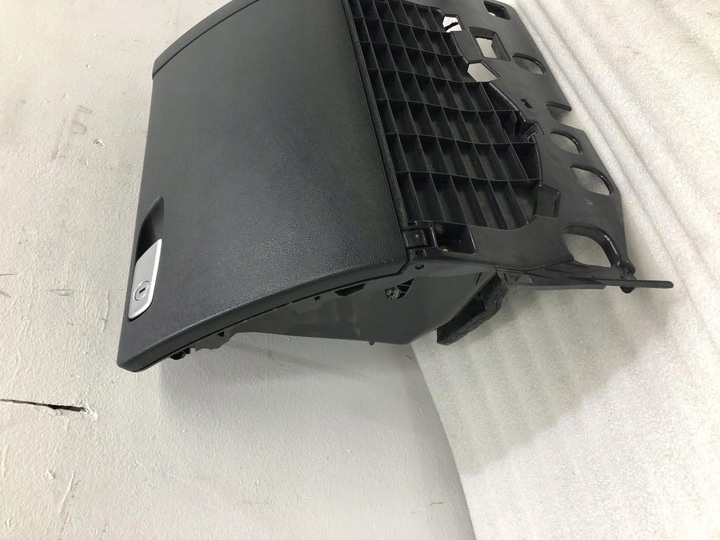 фото №6, Бардачок пасажира audi a5 8t 8k1857035