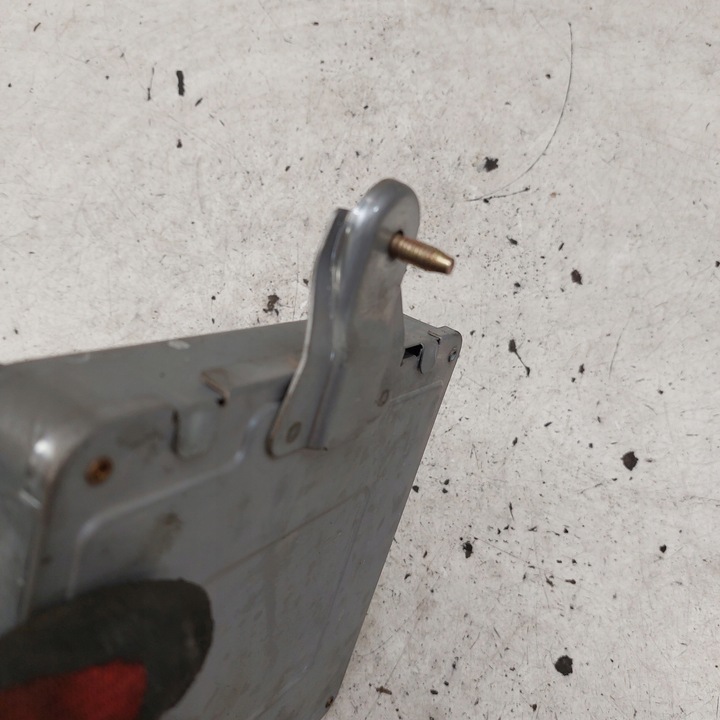 фото №7, Toyota prius ii 2 блок управления двигателя hv 89981-47130